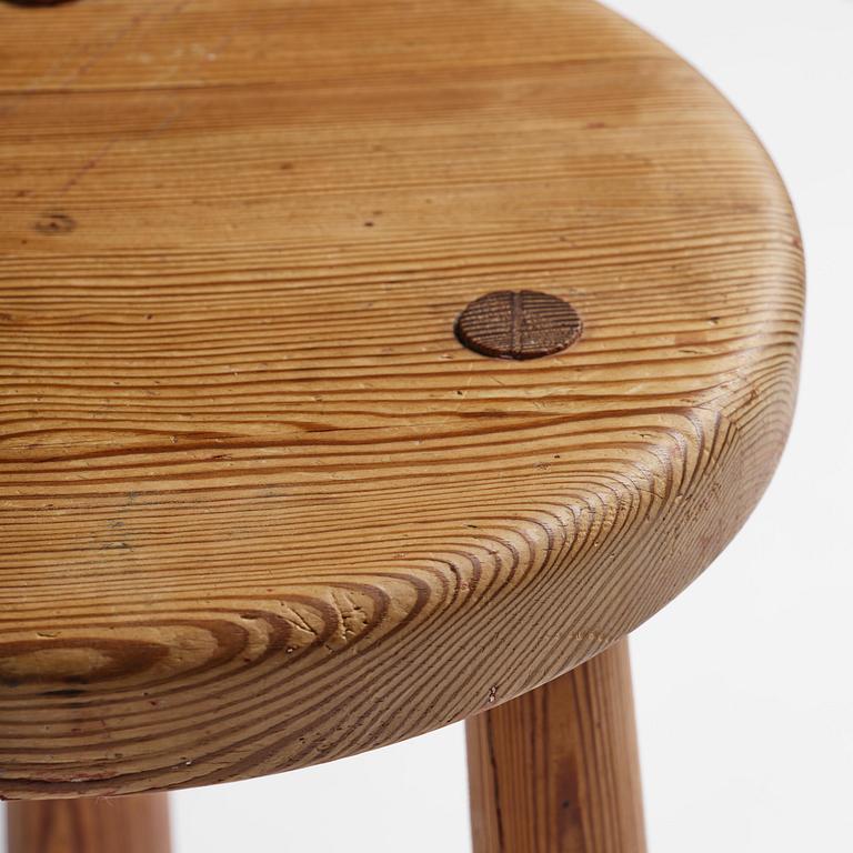 Axel Einar Hjorth, a stained pine "Skoga" stool, Nordiska Kompaniet, Sweden, 1930s.