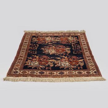 Matto, "Gol Farang" -kuvio, mahdollisesti Afshar, n. 146 x 127 cm.