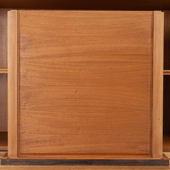 Carl Malmsten, skåp, variant av "Mittens Rike".