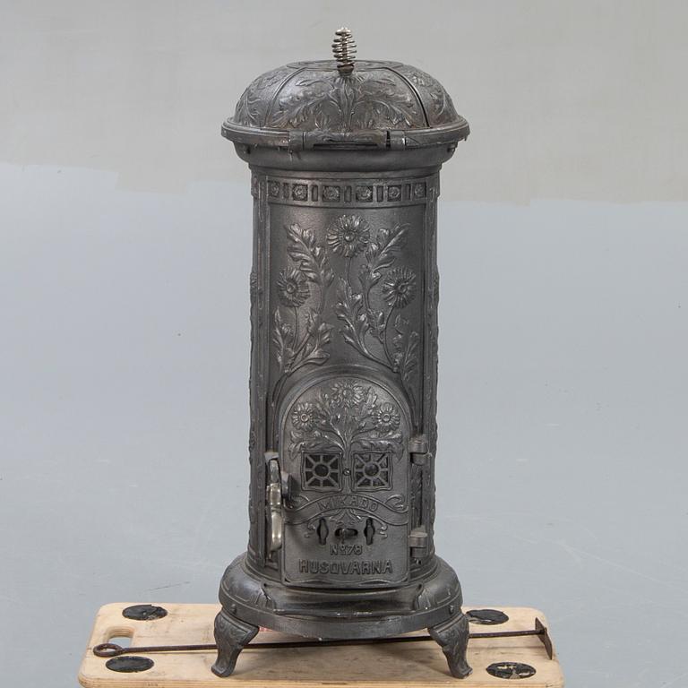 Stove, Husqvarna, Mikado 20th century cast iron.