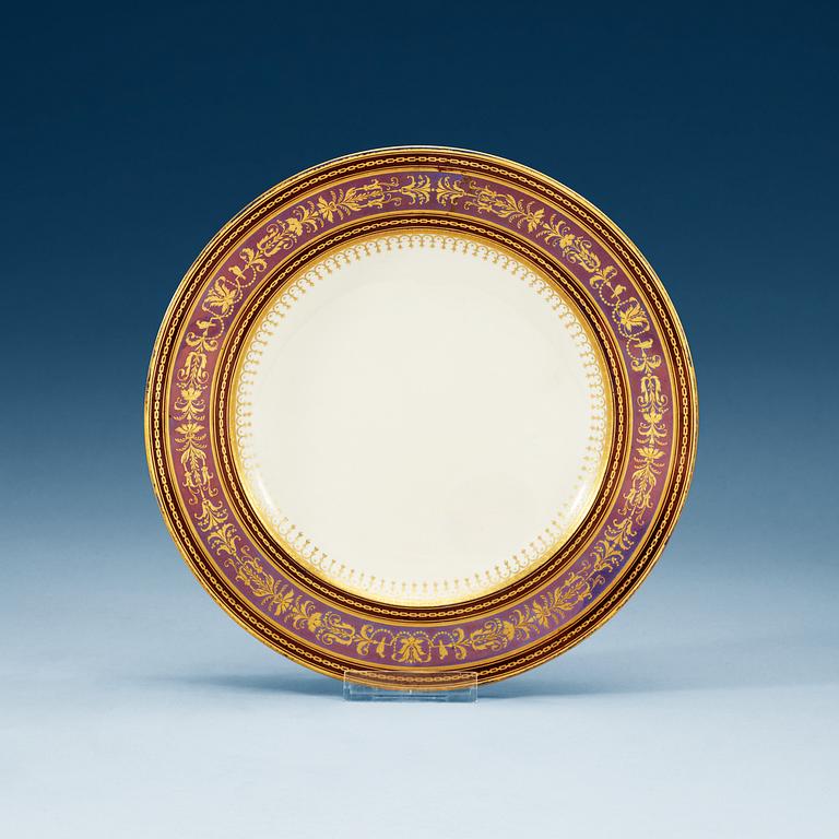 A Vienna porcelain dish, ca 1800.