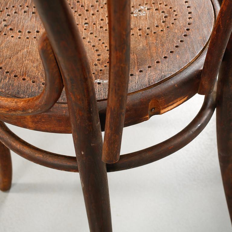 STOLAR, 2 st, Thonet, 1800-talets andra hälft.