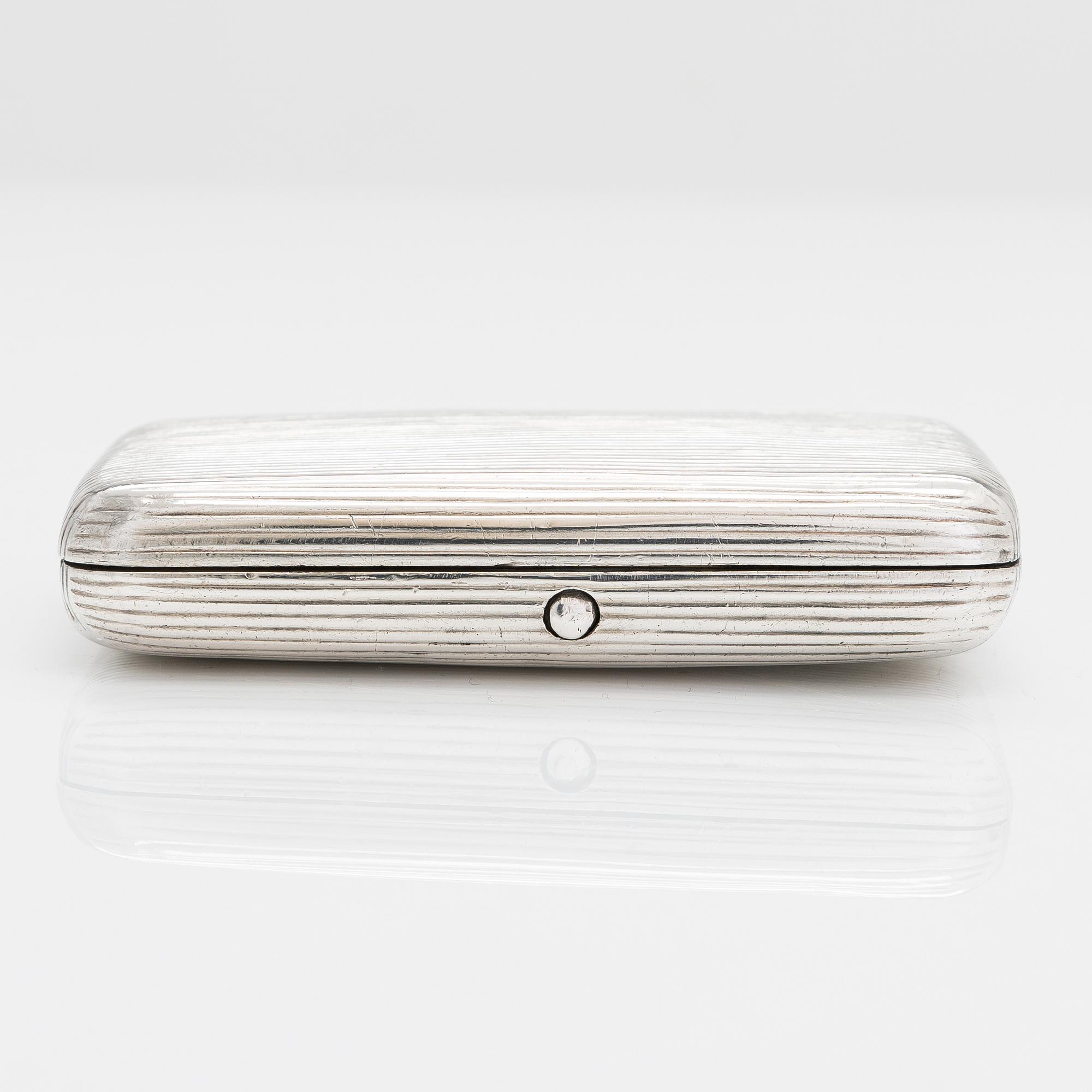 A silver cigarette case, Moscow 1886. Unidentified maker's mark.