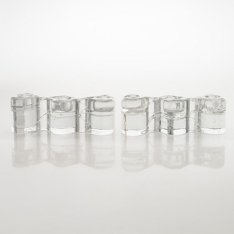 Timo Sarpaneva, A pair of candleholders, 'Arkipelago'-serie, signed Timo Sarpaneva.