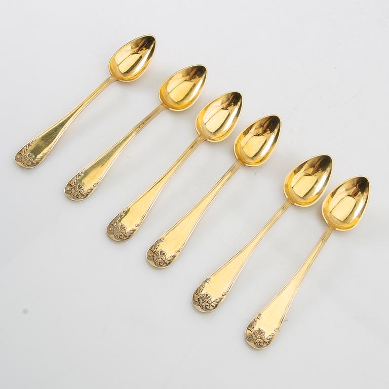 Lars Larsson & Co Spoons 18 pcs "Old French" gilded silver Gothenburg 1867.