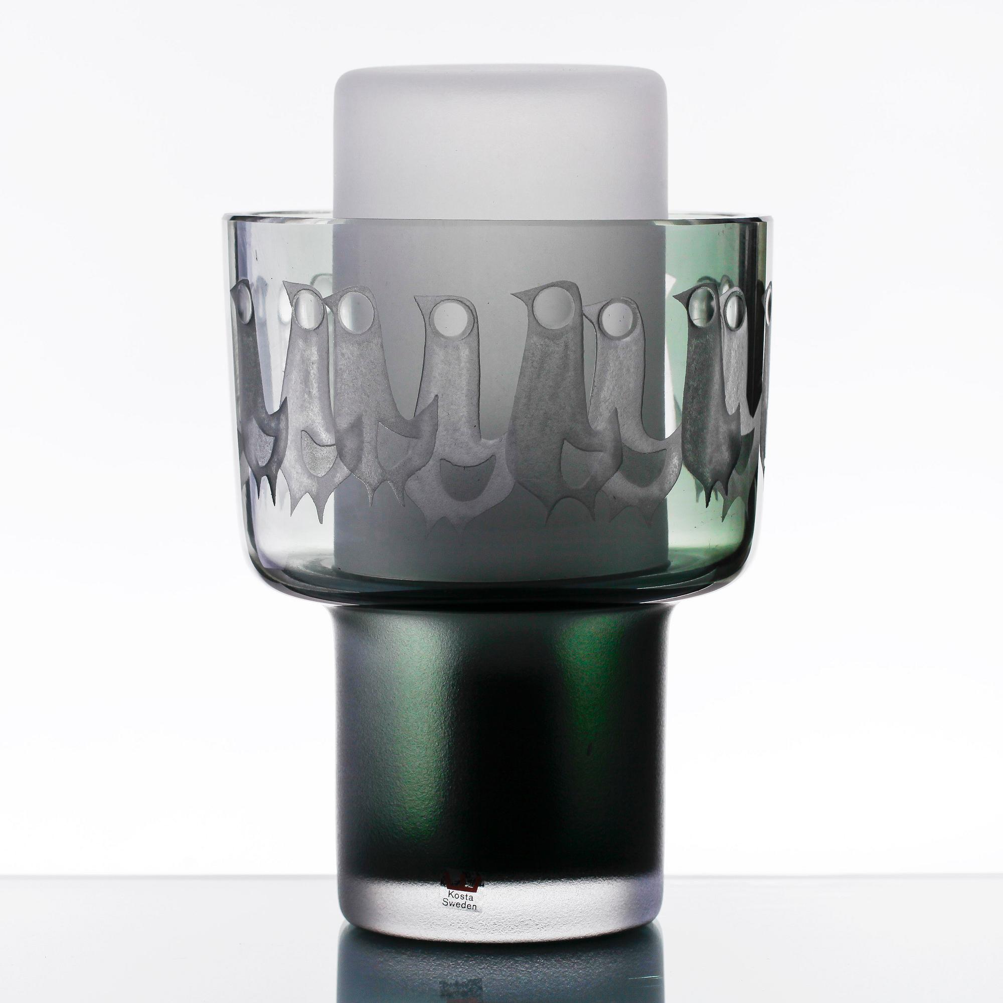 BORDSLAMPA, glas, Kosta, undertill märkt "Hx Bsa 54".