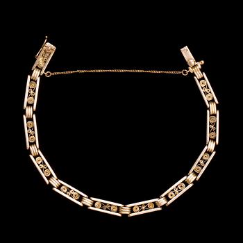 ARMBAND, 14K guld. Vikt ca 16 gram.