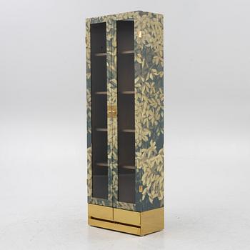 Mats Theselius, a "National Geographic 25th Anniversary Edition" cabinet, ed. 209/220, Källemo, Värnamo, post 2016.