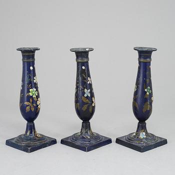 LJUSSTAKAR, tre stycken, Biedermeier, sannolikt Tyskland, 1800-talets första hälft.