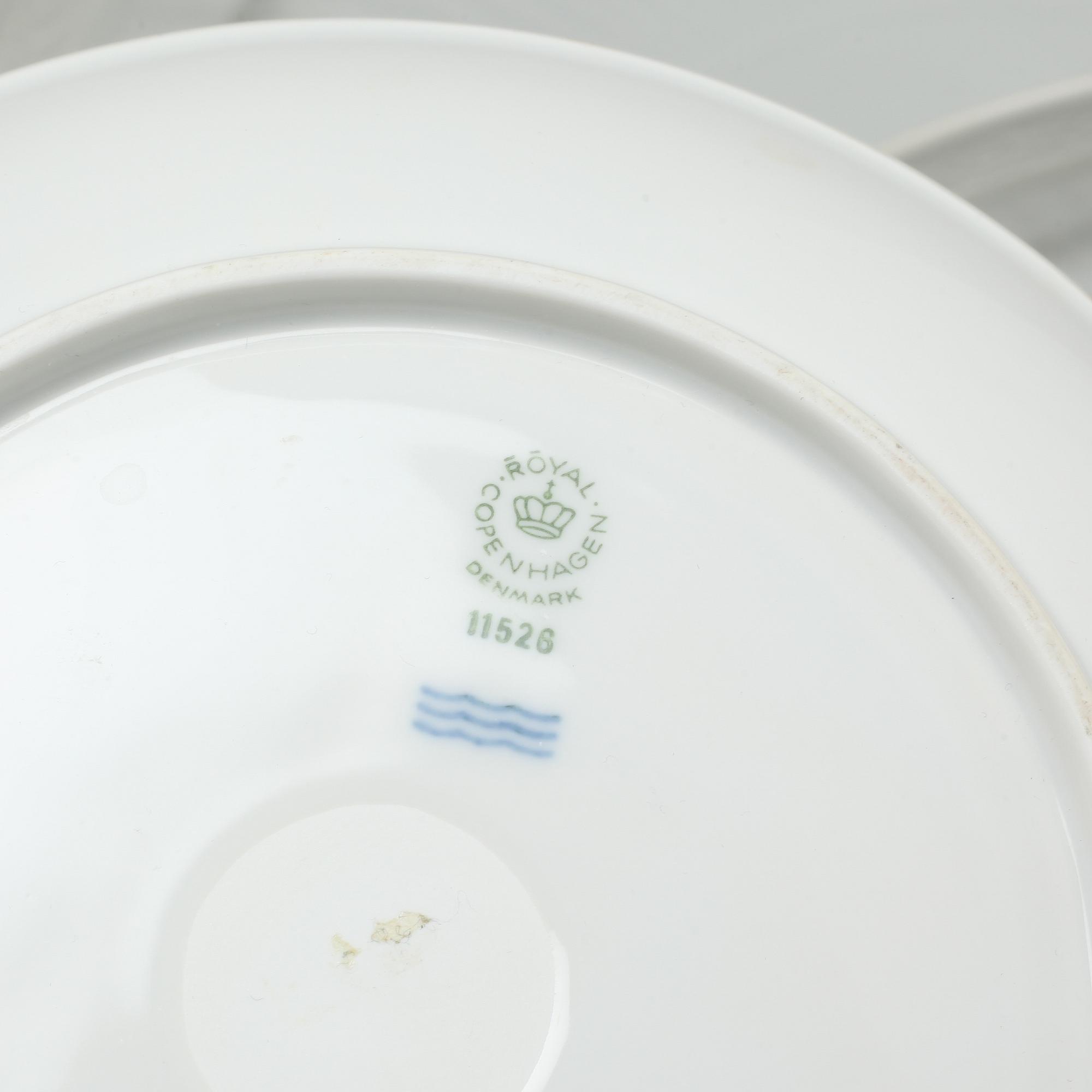 62 pieces dinner service named "Vifte".