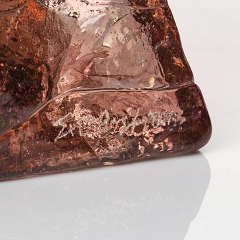 Edvin Öhrström, two cast glass sculptures, Lindshammar glassworks, one dated 1986.