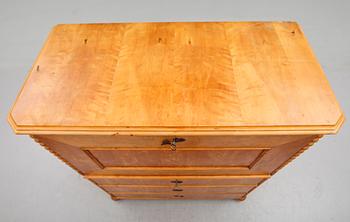 CHIFFONJÉ, 1800-talets mitt.