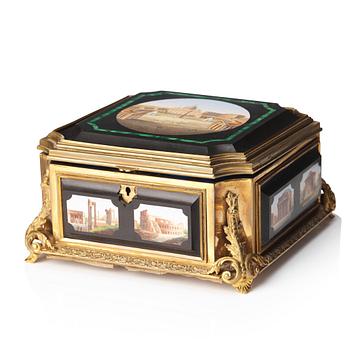 A micro mosaic gilt-bronze box by Cesare Roccheggiani -   Rome, Italy - second half / late c,19th century.