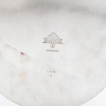 Sugar bowls 4 pcs in the Gustavian style, silver plate, and a box with a lid by Mappin & Webb.