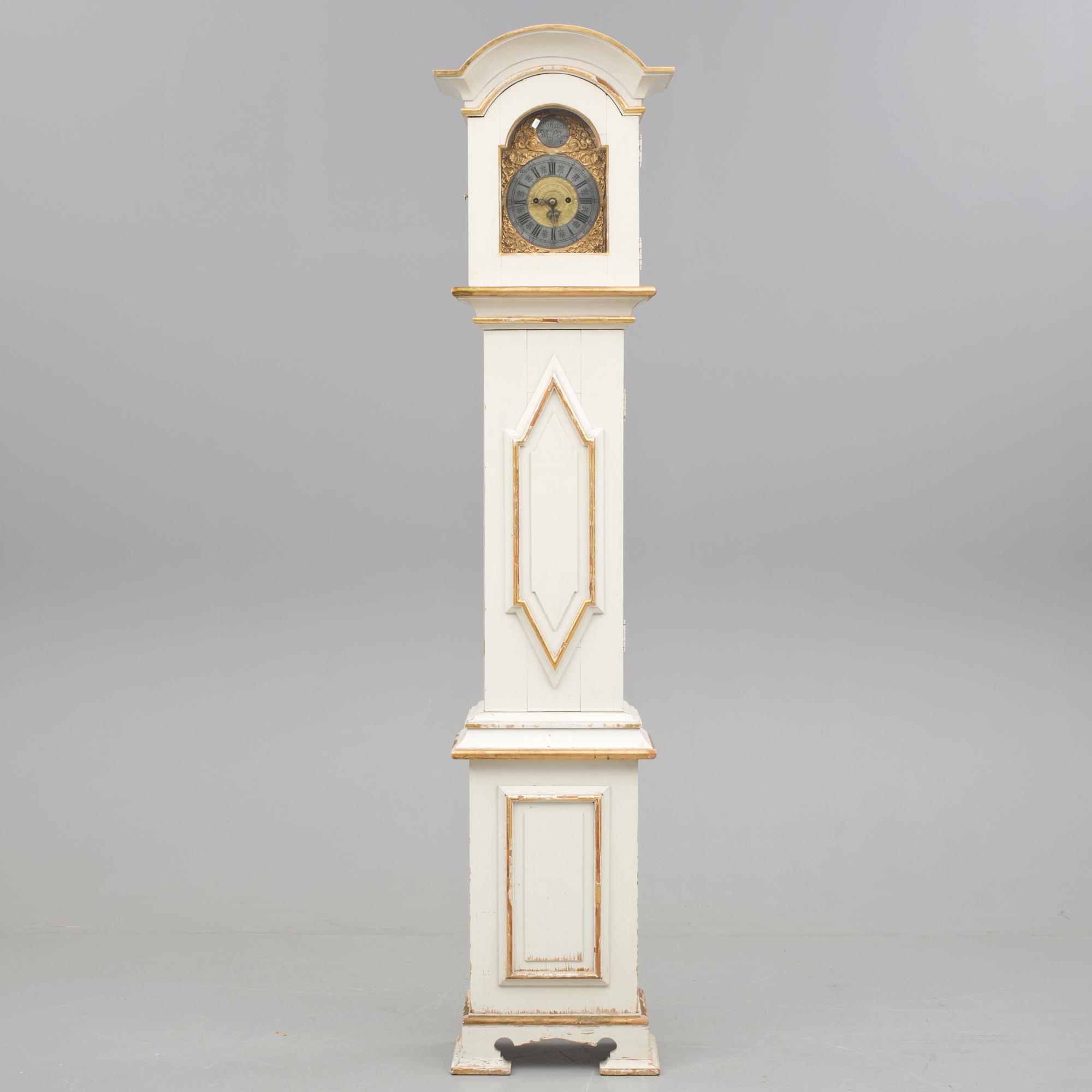 GOLVUR, med pendel samt 2 st lod, Stjärnsund, urverk från 1800-talets mitt/fodral 1900-talets första hälft.