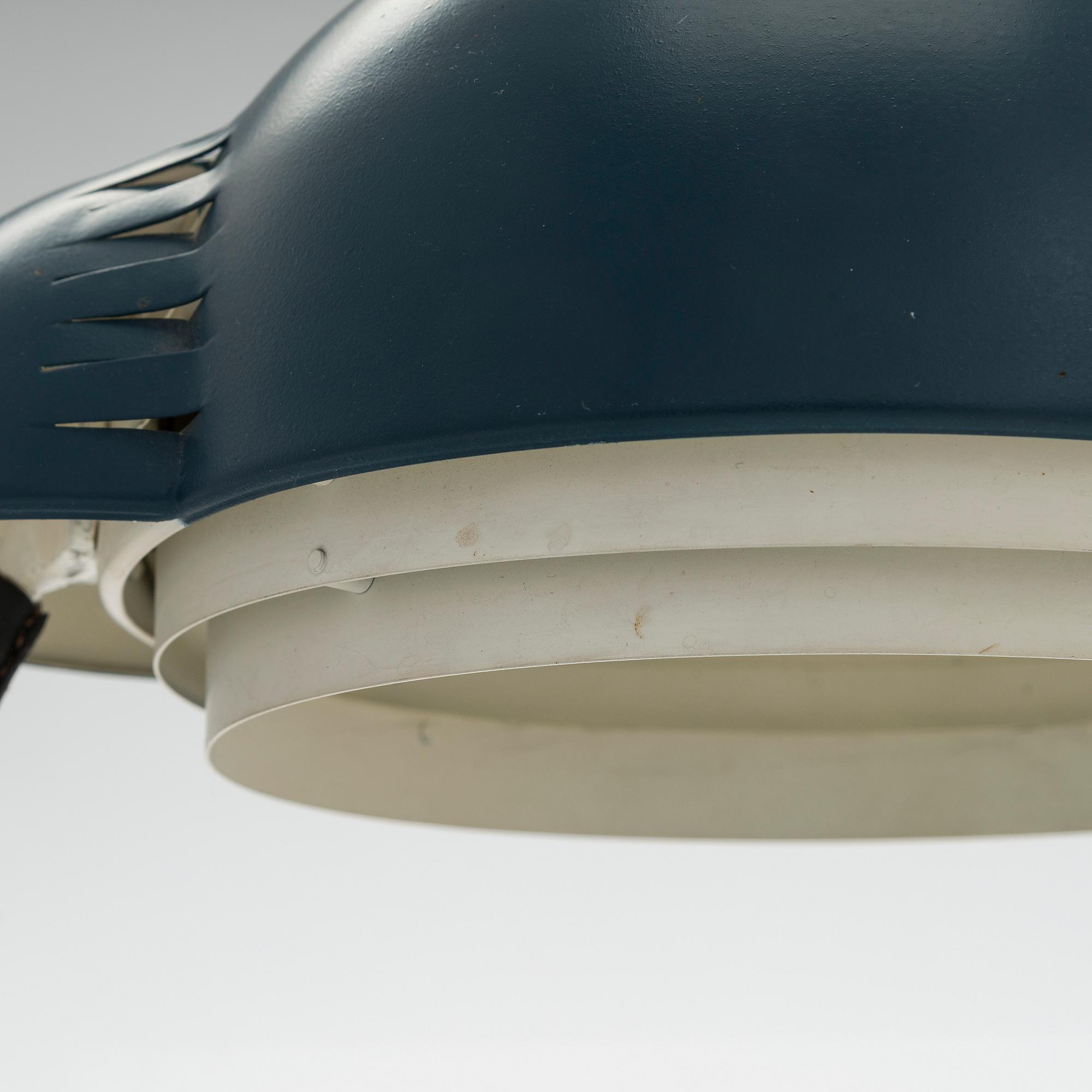 Alvar Aalto, bordslampa, modell A704, Valaistustyö.