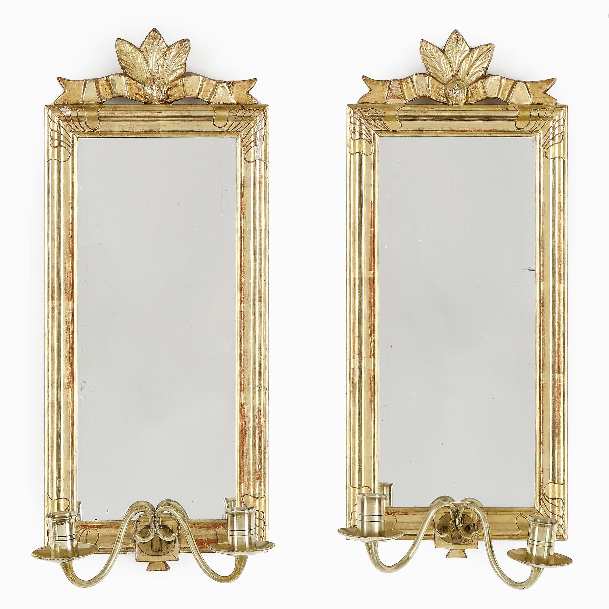 SPEGELLAMPETTER, ett par, gustaviansk stil, 1900-talets första hälft.