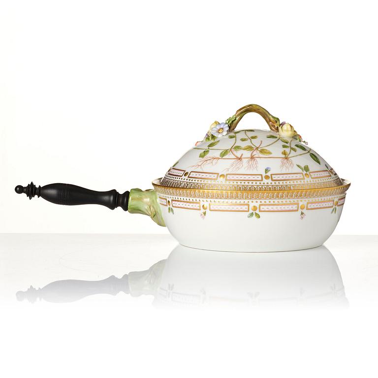 A Royal Copenhagen 'Flora Danica' tureen with cover, Denmark, 20th Century.