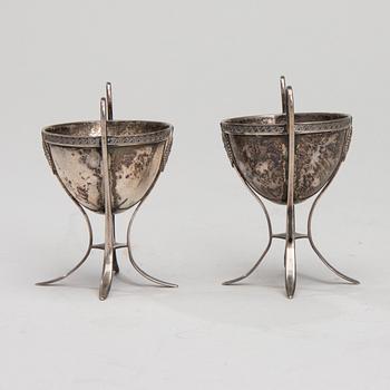 SALTKAR ETT PAR, silver, empire, Nürnberg 1800-talets första hälft, vikt 104 g.