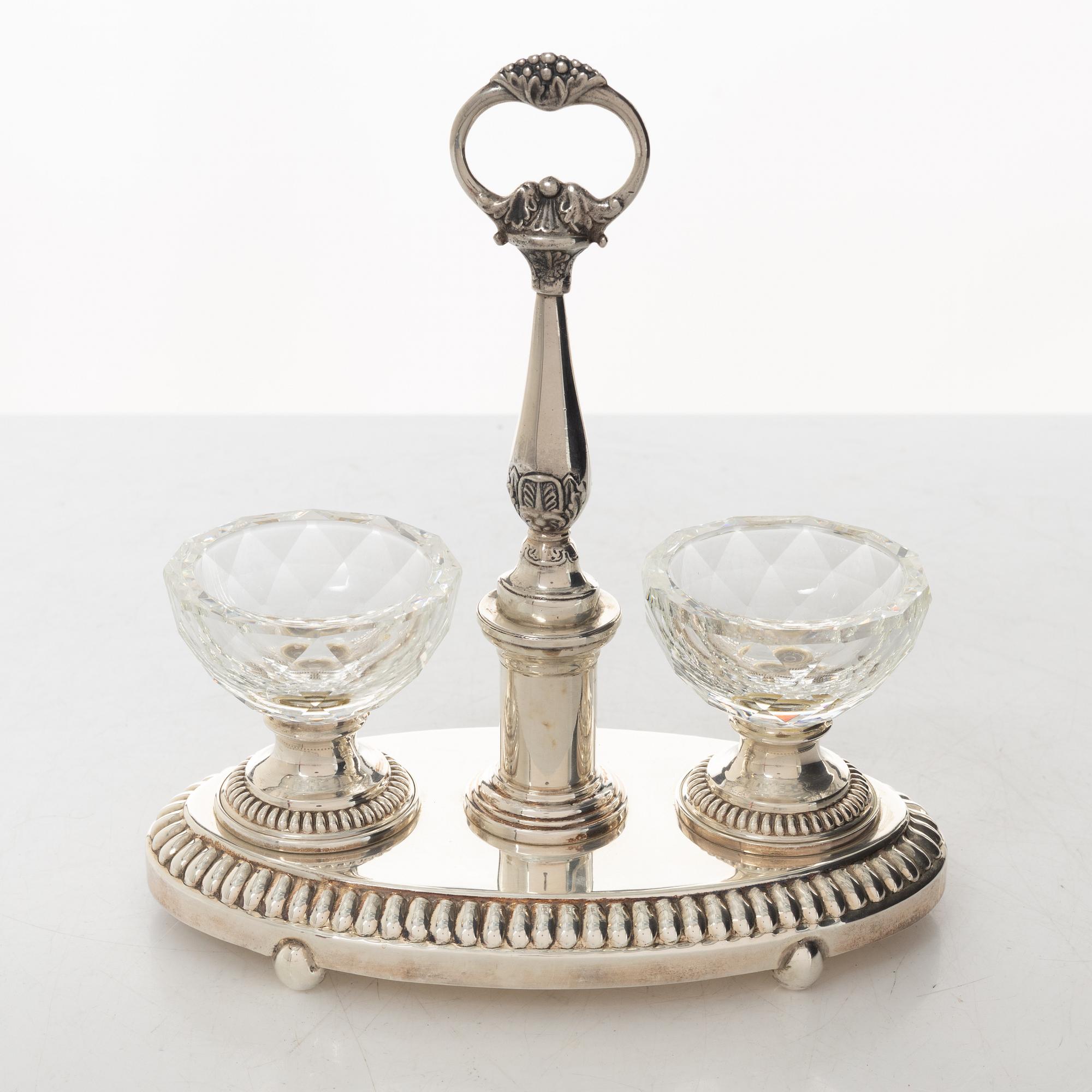 Table centerpiece, sterling silver and glass, late 20th century.
