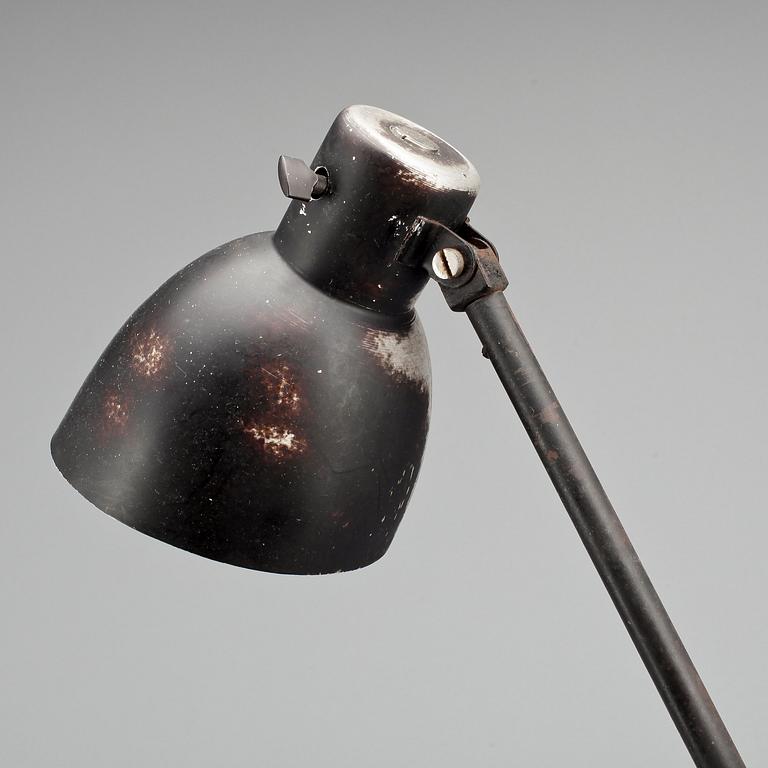 VÄGGLAMPA, industri, 1900-talets första hälft.
