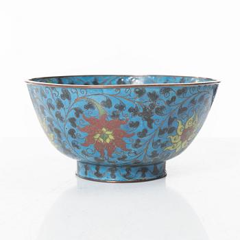 Skål, cloisonne på koppar, Mingdynastin (1368-1644).