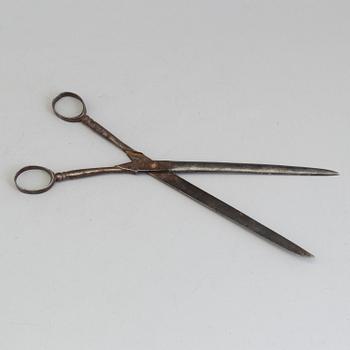 A PAIR OF SCISSORS, iron, 18th century.