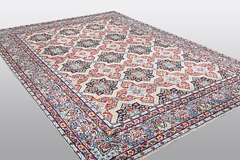 Matto, Kerman, ca 371 x 267 cm.