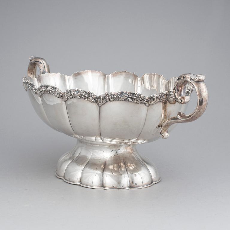 JARDINJÄR, silver, Österrike-Ungern 1872-1922. Vikt ca 2680 gram.