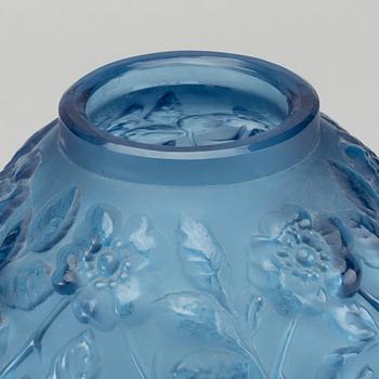 VERLYS, an Art Deco moulded glass vase around 1930.