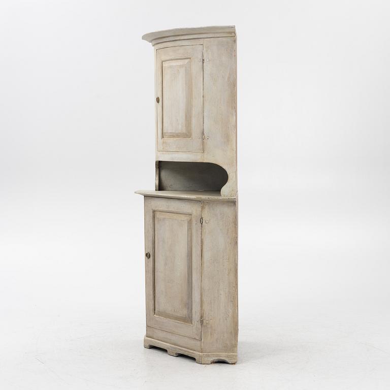 Hörnskåp, 1800-tal.