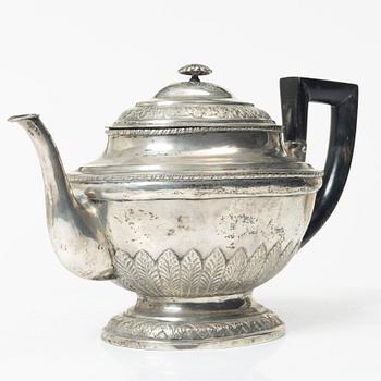 An Empire silver teapot, Northern Europe, first half of the 19th century.