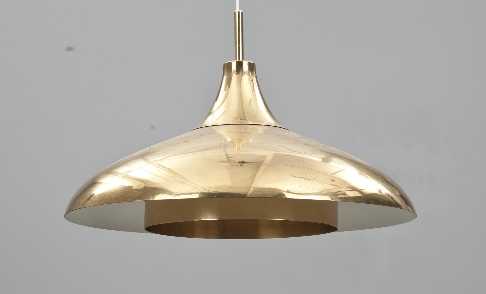 TAKLAMPA, möjligen Borén. Diam 46 cm.