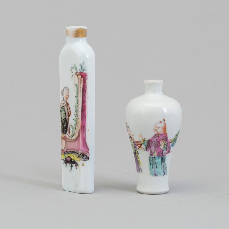 A probably french glass bottle, ca 1800 and a porcelain vase, China, ca 1900.