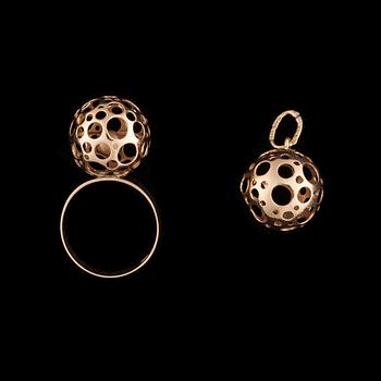 RING och HÄNGE, 14K guld, Liisa Vitali, N. Westerback, Helsingfors, 1970-tal. Tot vikt 5,1 g.