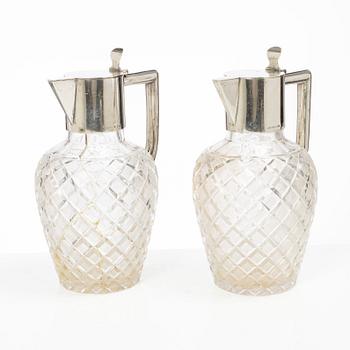 Karaffer/vinkannor, ett par, glas och silver, Axelsons, GAB, Stockholm 1899.värdering.