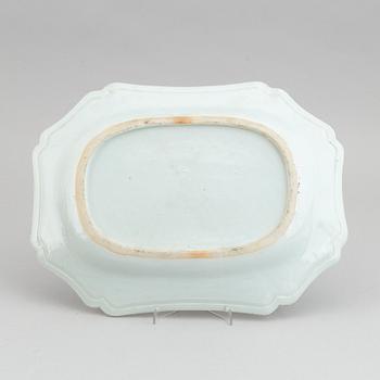 Stekfat, porslin, kompaniporslin, Qingdynastin, Qianglong (1736-1795).