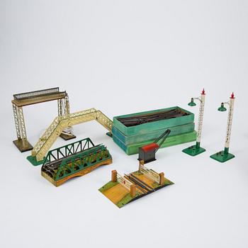 Twelve O-gauge Hornby train wagons England 1930s.