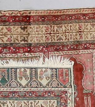 MATTA, Kayseri, silkeinslag, semiantik. Ca 141 x 84 cm.