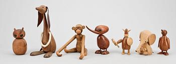 FIGURER, 7 st, i olika träslag, bland annat Kay Bojesen, Danmark, omkring 1900-talets mitt.