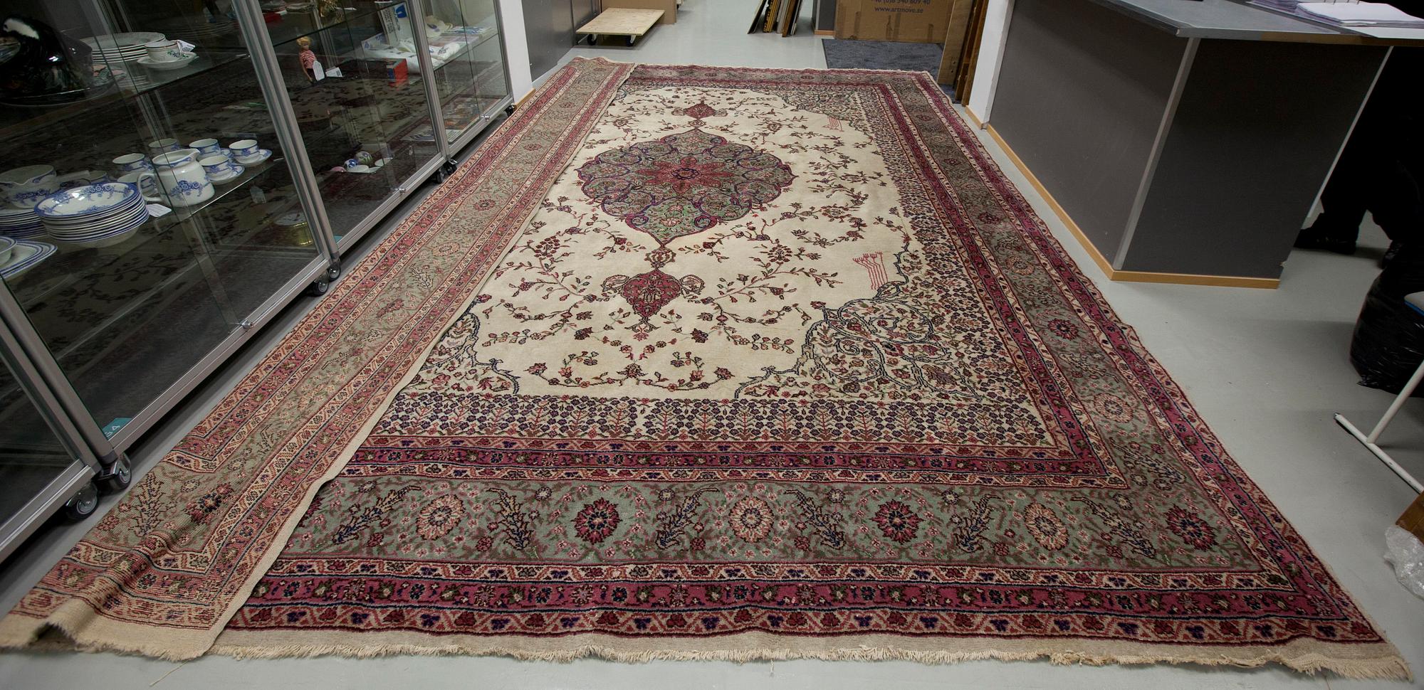 MATTA, Sivas, Turkiet, semiantik, ca 470x340 cm.