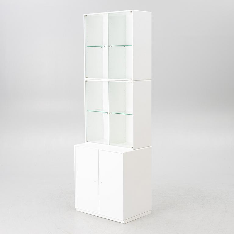 Peter J Lassen, skåp, 3 moduler, Montana, Danmark.