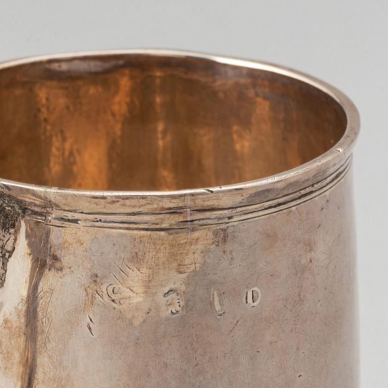 Joseph Clare I, stop, silver London 1719.
