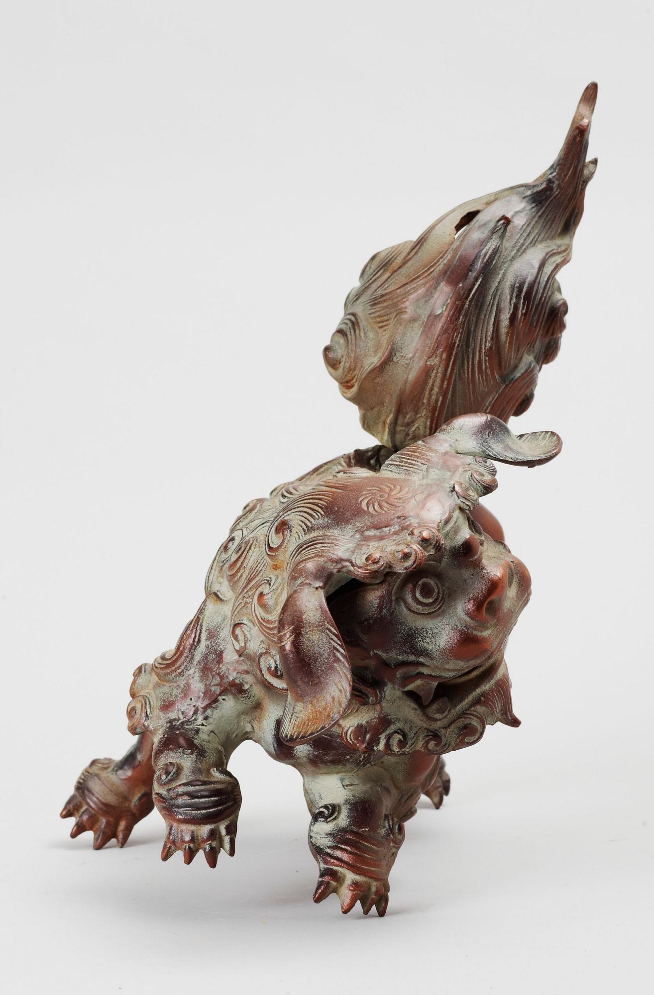 FOHUND, metall, Japan 1900-tal.