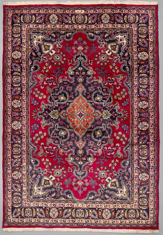 A CARPET, Old Mashad, ca 299 x 206 cm.
