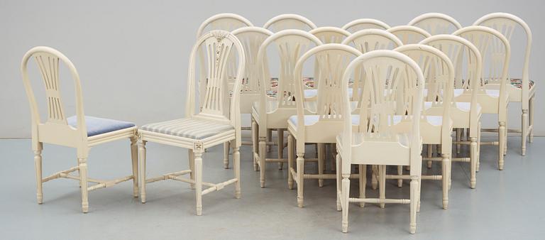 STOLAR, 17 st snarlika, gustaviansk stil, 1900-talets andra hälft.