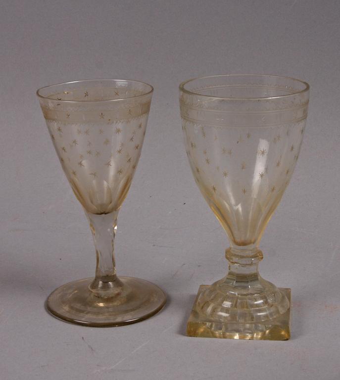 STARKVINSGLAS MM, 21 delar. Bl.a empire 1800-tal.
