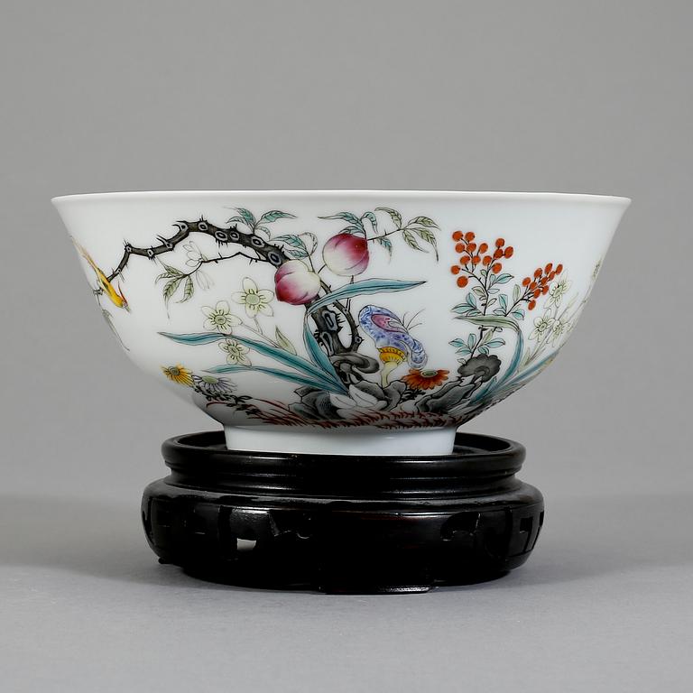 SKÅL, porslin, Kina 1900-tal.