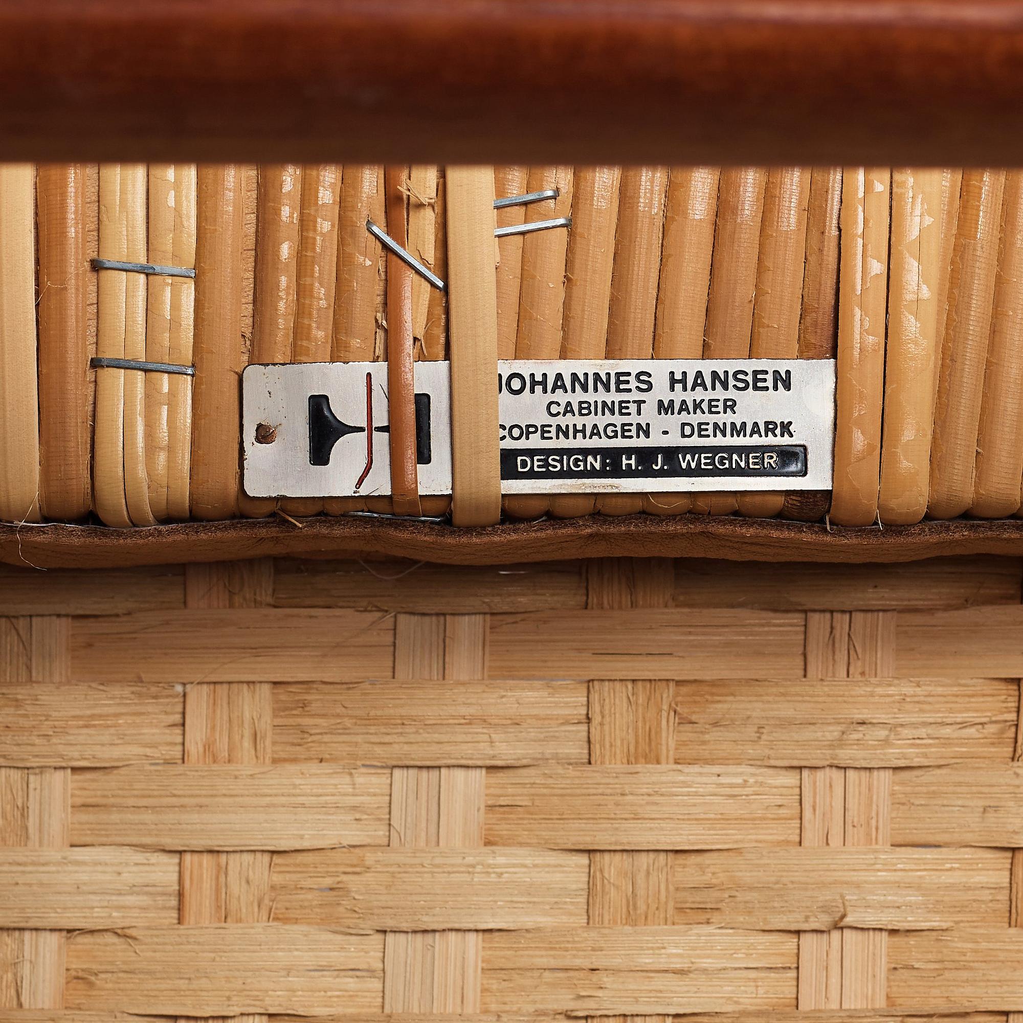 Hans J. Wegner, "Cowhorn Chair", sex stycken, Johannes Hansen, JH 505, Danmark 1950-60-tal.