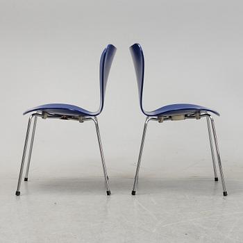 Arne Jacobsen, stolar, åtta stycken, modell "Sjuan" Fritz Hansen, Danmark, 1989.